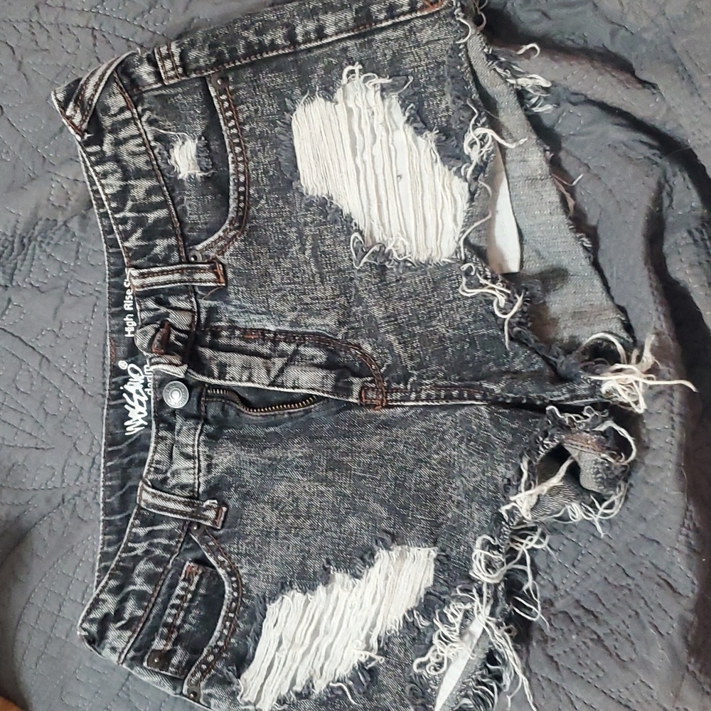 Black/grey distressed shorts size 2/26